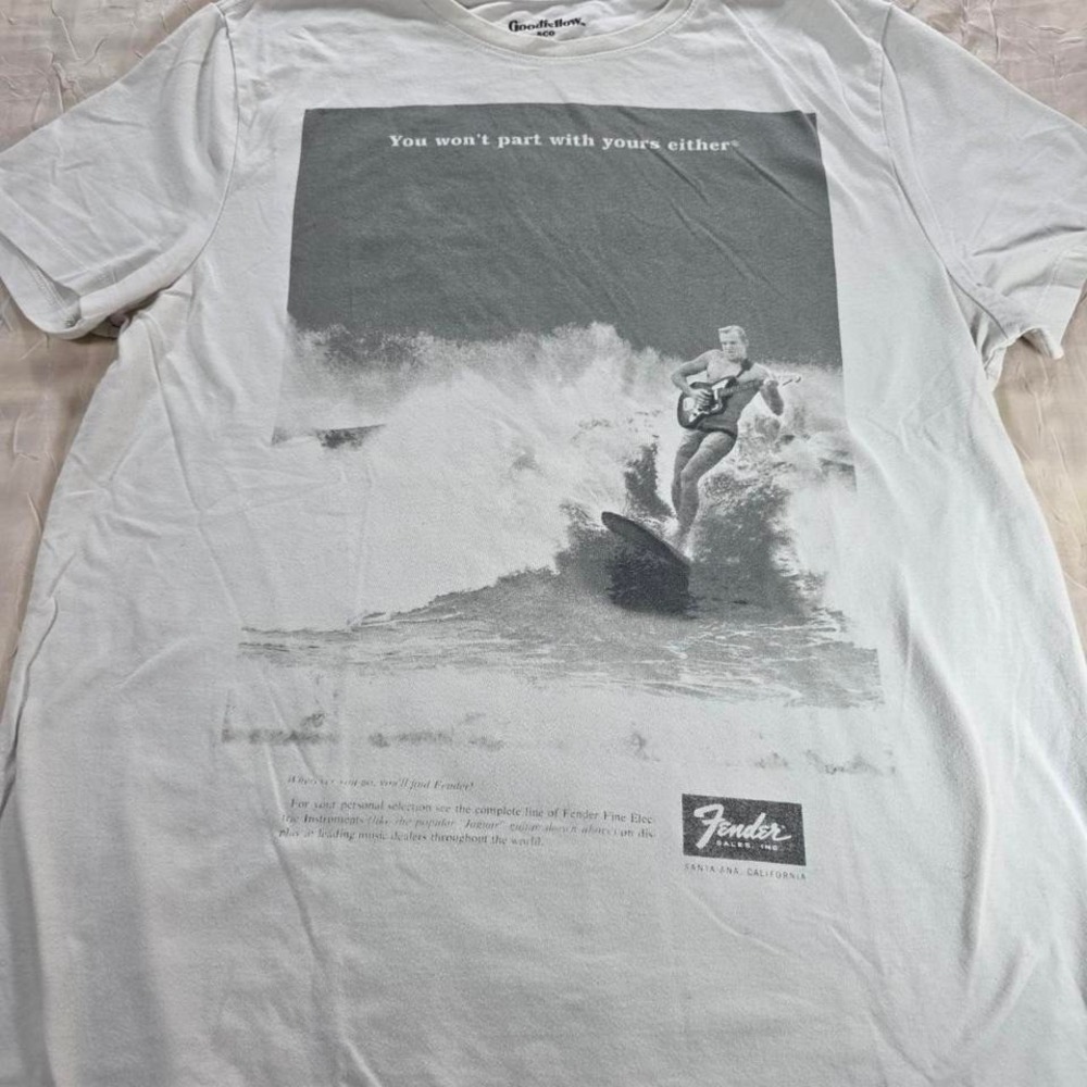 Goodfellow Fender Guitar Surfer Graphic T-Shirt Mens Large White Vintage Style